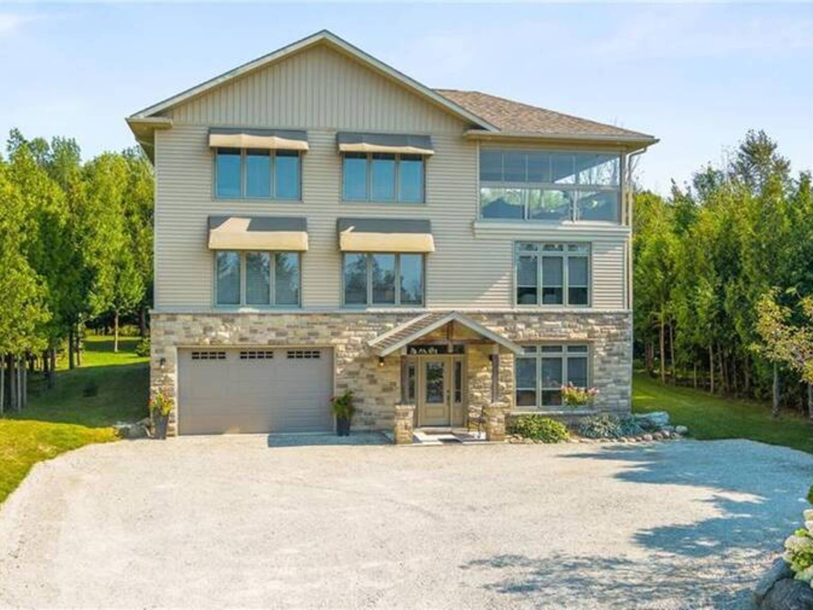 110 SUNSET Boulevard, Georgian Bluffs, Ontario N0H 2T0