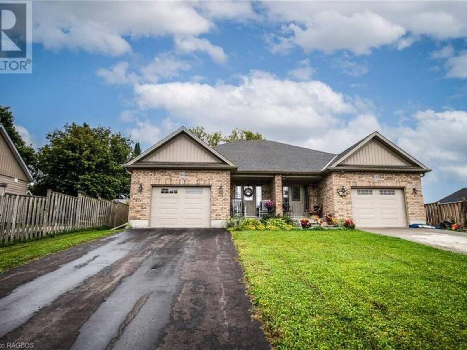 760 WATERLOO Street, Mount Forest, Ontario N0G 2L3