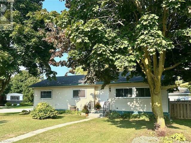 25 KILLDEER Court E Brockton Ontario, N0G 2V0