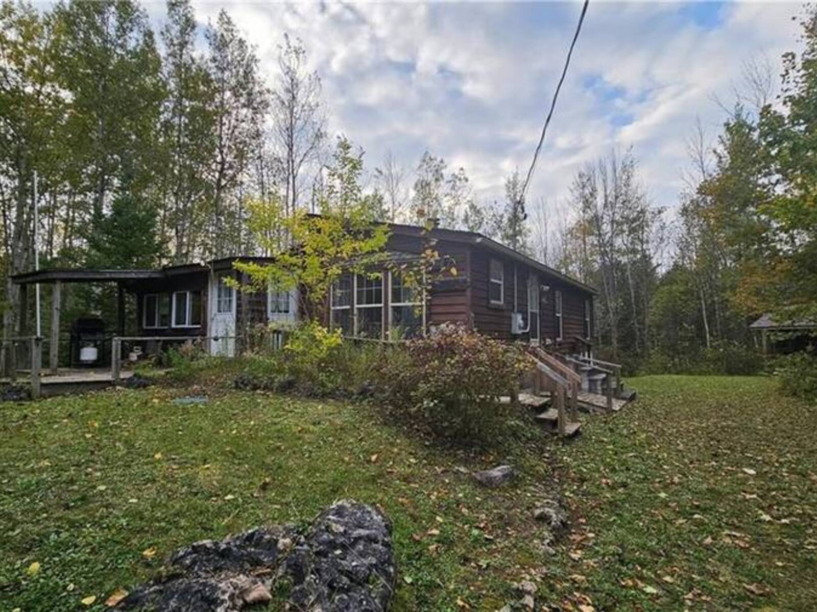 41 MAPLE Drive, Miller Lake, Ontario N0H 1Z0