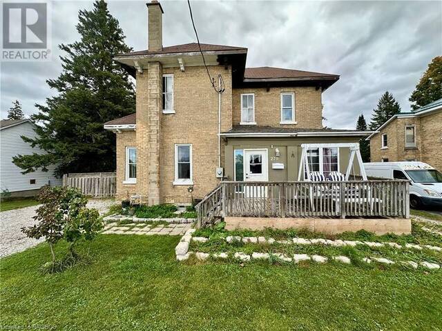 279 1ST Avenue S Chesley Ontario, N0G 1L0