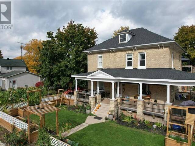 3 CLARKE Street S Clifford Ontario, N0G 1M0