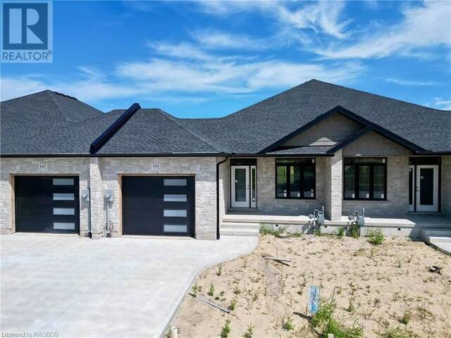 451 IVINGS Drive Port Elgin Ontario, N0H 2C3