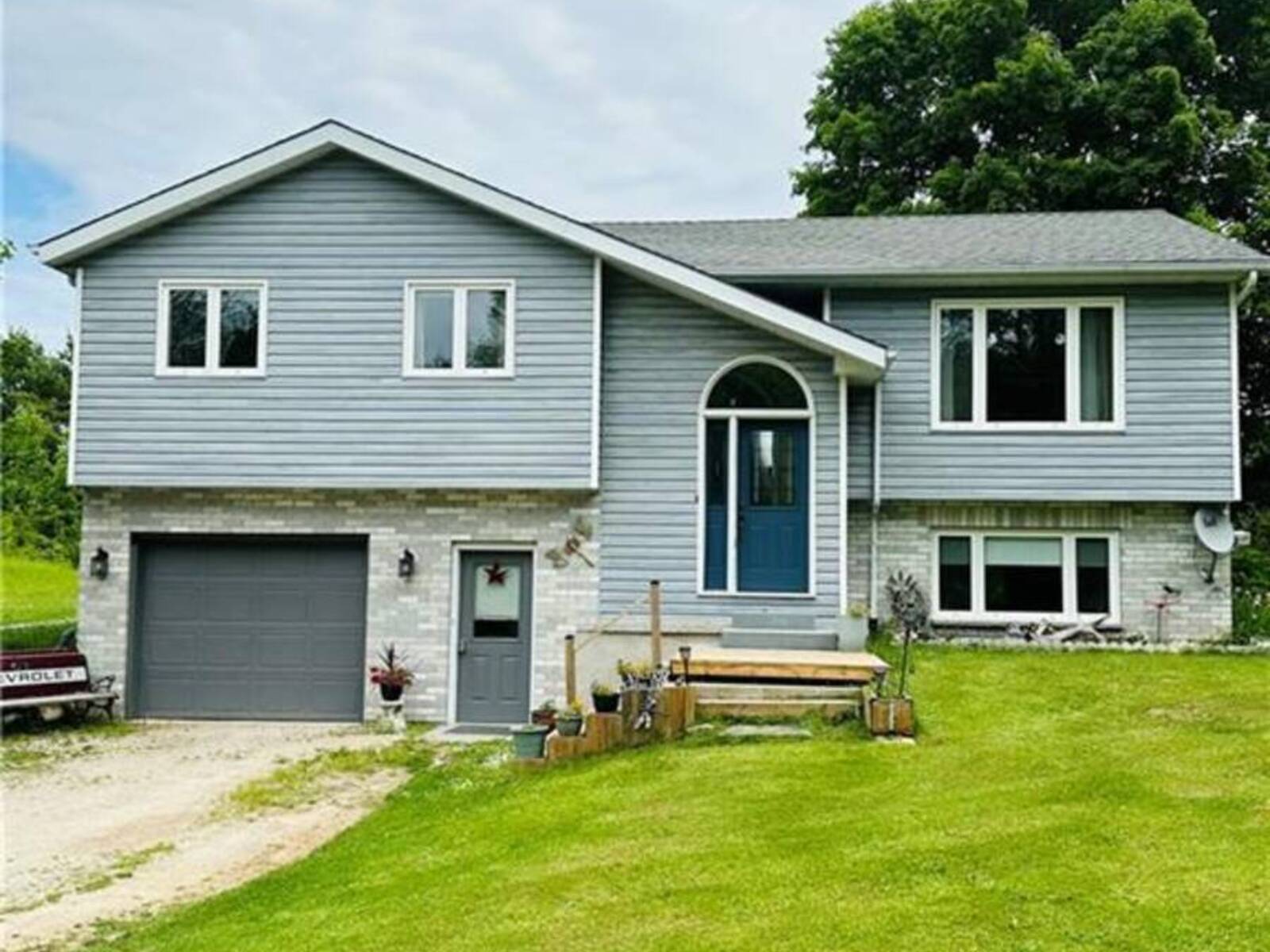 758441 GIRL GUIDE Road, Georgian Bluffs, Ontario N0H 2K0