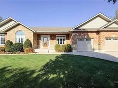 38 SNOBELEN Trail Huron-Kinloss Ontario, N2Z 0C4