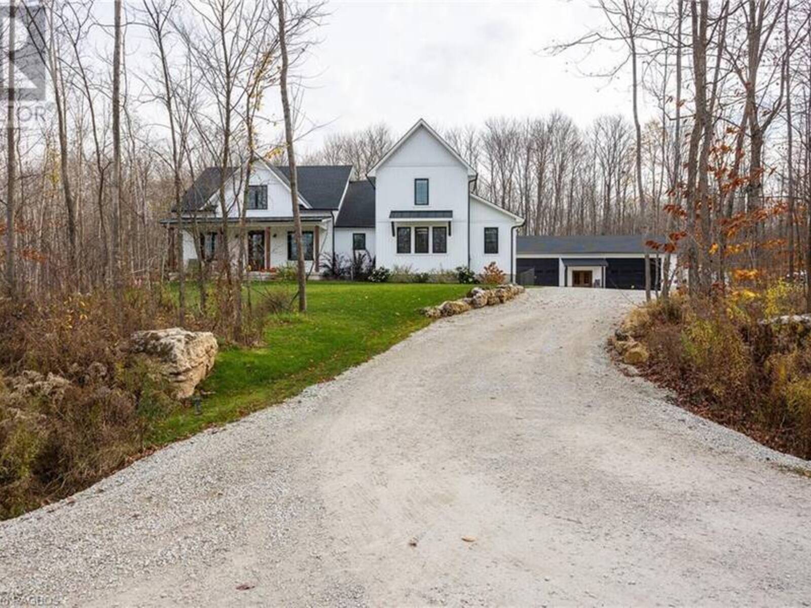 150 SPENCER Avenue, Georgian Bluffs, Ontario N0H 2K0