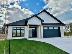 47 MERCEDES Crescent Kincardine Ontario, N2Z 1G8