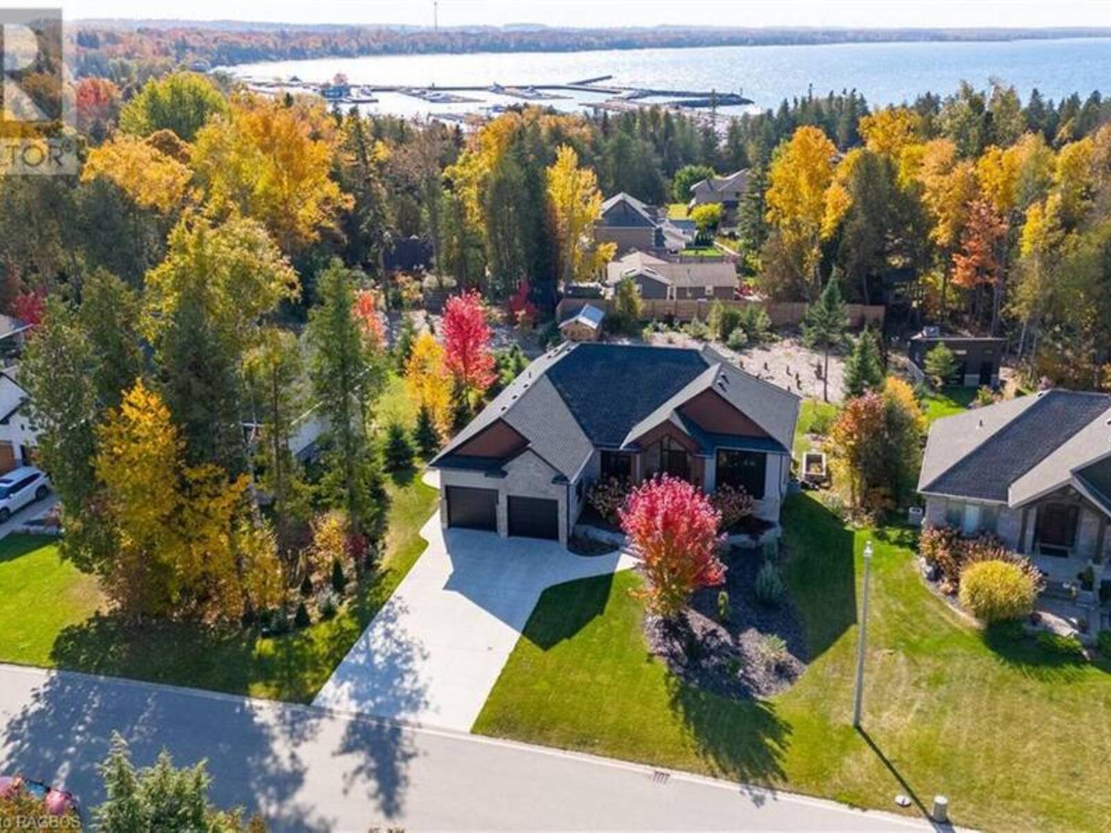 136 TRILLIUM DRIVE Drive, Port Elgin, Ontario N0H 2C2