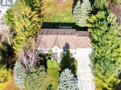 166 BELL Drive Huron-Kinloss Ontario, N2Z 0B3