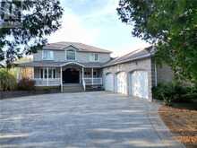 19 STONEY ISLAND Crescent | Kincardine Ontario | Slide Image Two