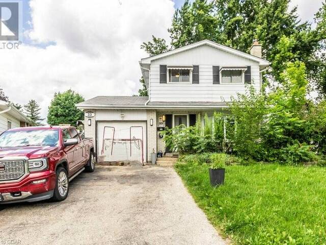 33 FOREST GLEN Court Kitchener Ontario, N2N 1E1