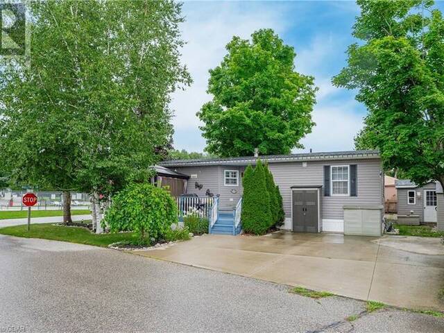 40 BULLFROG DRIVE PVT Drive Puslinch Ontario, N0B 2J0