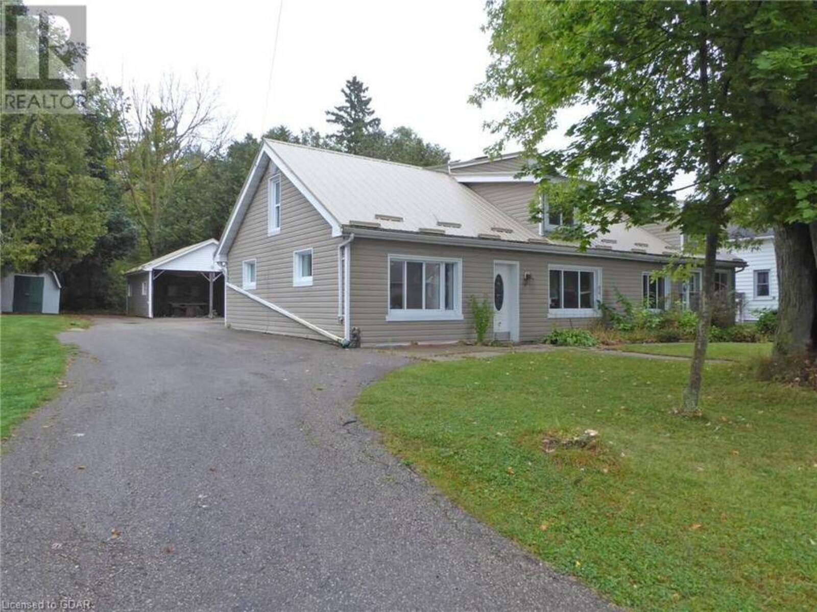 205 KING Street S, Harriston, Ontario N0G 1Z0