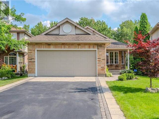 7 WHITETAIL Court Guelph Ontario, N1L 1H6