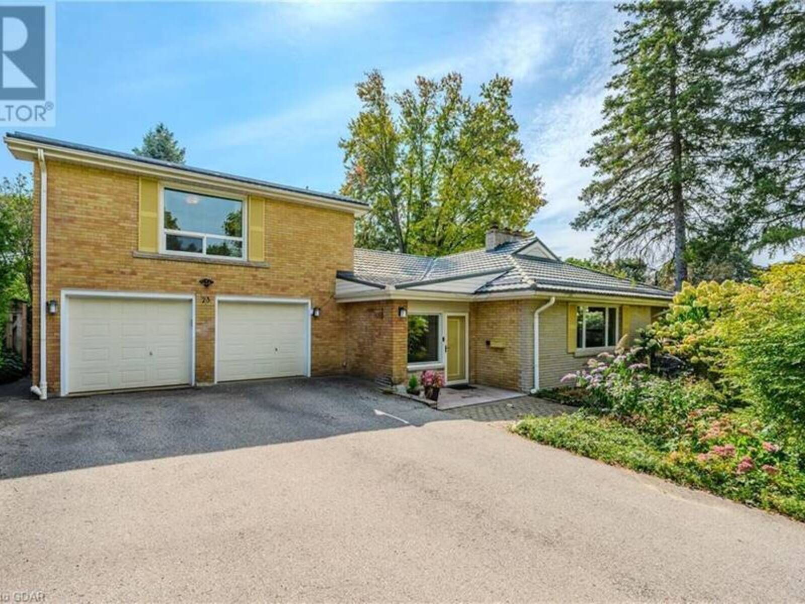 23 WAVERLEY Drive, Guelph, Ontario N1E 1G6