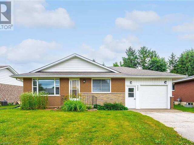 209 BYELAND Drive Mount Forest Ontario, N0G 2L2