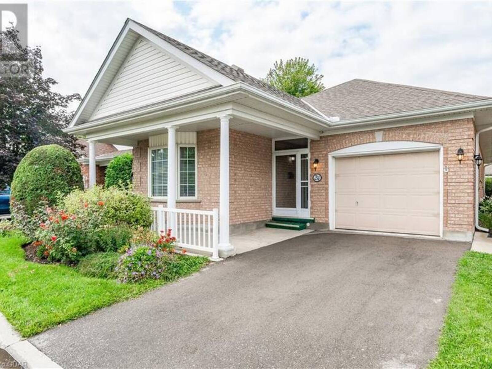 24 BEECHLAWN Boulevard, Guelph, Ontario N1G 4X7