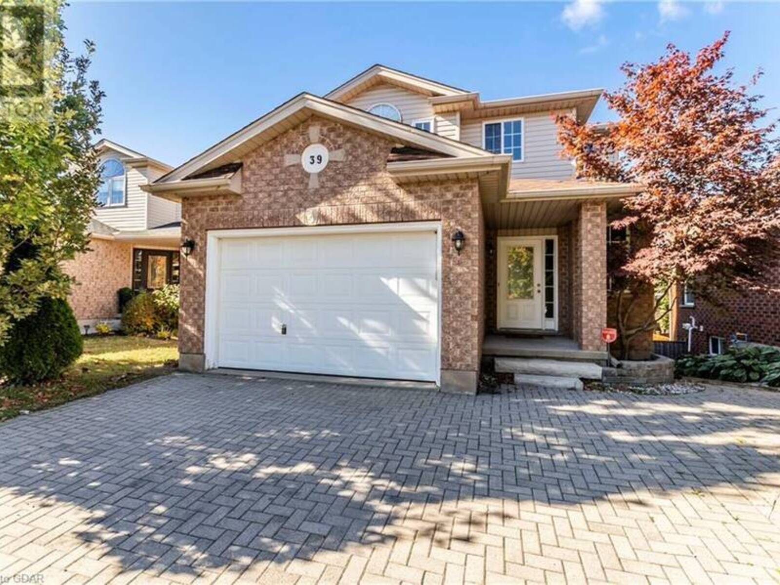 39 MOFFATT Lane, Guelph, Ontario N1G 5E8