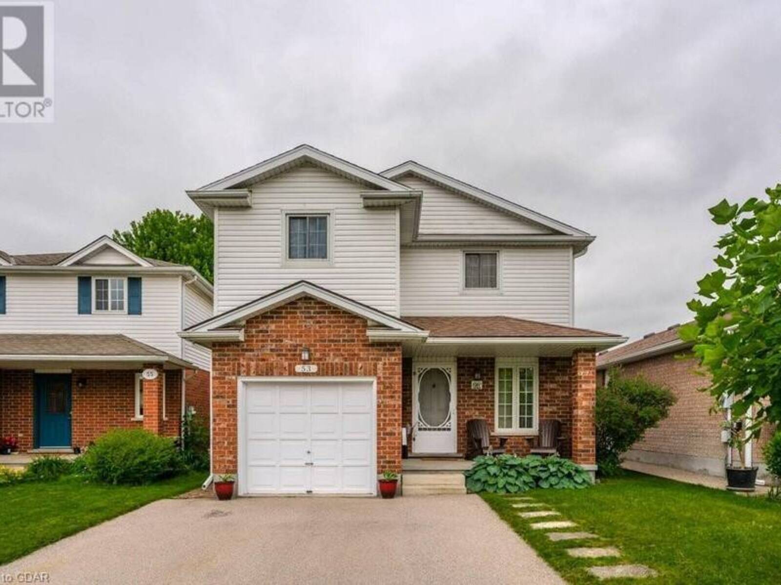 53 THOMPSON Drive, Guelph, Ontario N1E 7A2