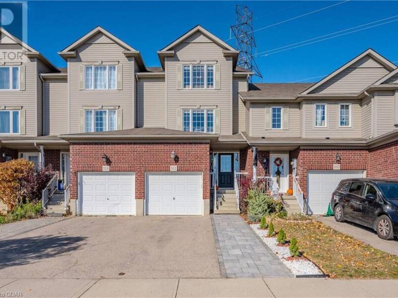 312 PARKVALE Drive, Kitchener, Ontario N2R 1Y7