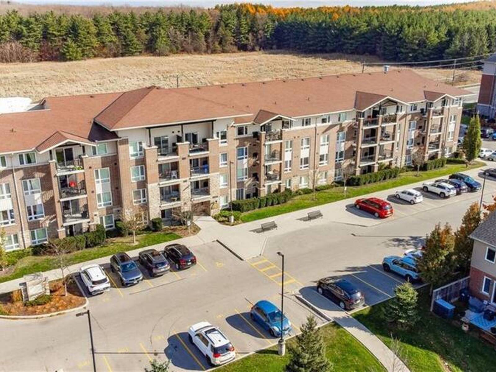 45 KINGSBURY Square Unit# 412, Guelph, Ontario N1L 0L2