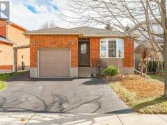 115 MELRAN Drive Cambridge Ontario, N3C 4C6