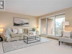 8 CHRISTOPHER Court Unit# 207 Guelph Ontario, N1G 4N7