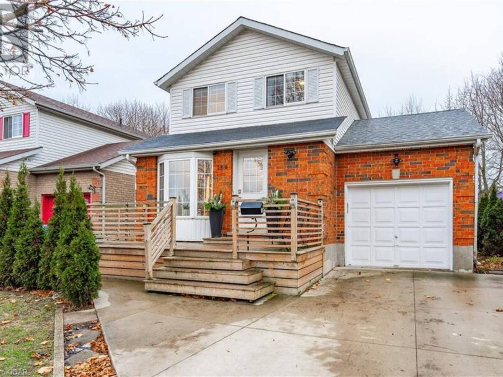 184 DUFFERIN Street, Guelph, Ontario N1H 4B4