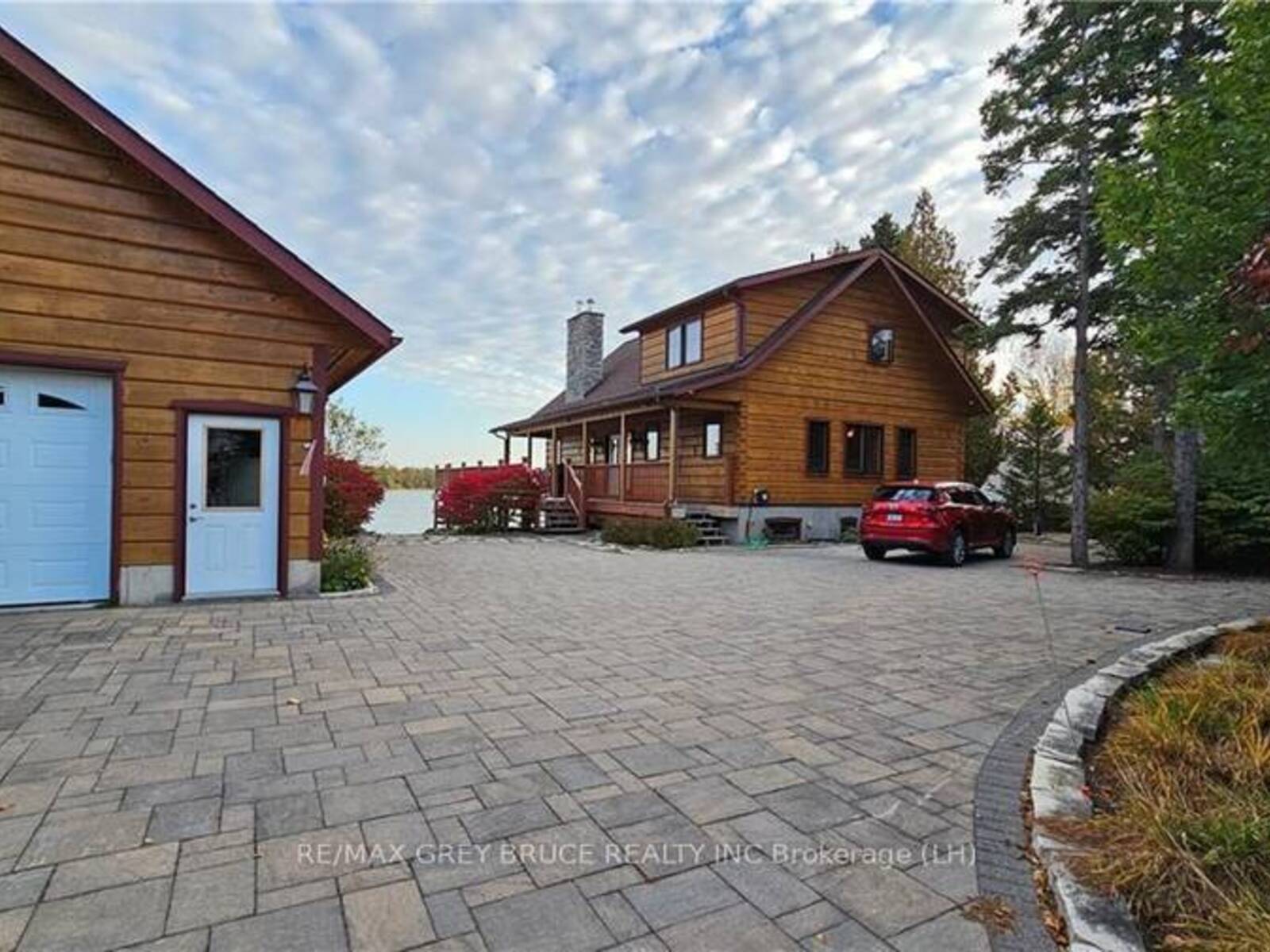 76 MILLER LAKE SHORE ROAD, Miller Lake, Ontario N0H 1Z0