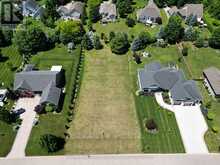 19 CARRIAGE LANE | Bayfield Ontario | Slide Image Six