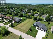 19 CARRIAGE LANE | Bayfield Ontario | Slide Image Five