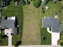 19 CARRIAGE LANE | Bayfield Ontario | Slide Image Seven