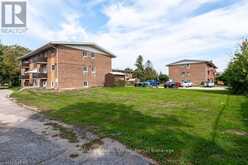 193 NORFOLK STREET | Stratford Ontario | Slide Image Ten
