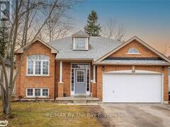 48 ROSE VALLEY WAY Wasaga Beach Ontario, L9Z 3C4