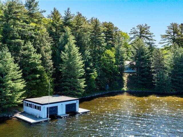 1097 ARMSTRONG POINT Road Muskoka Ontario, P0B 1J0