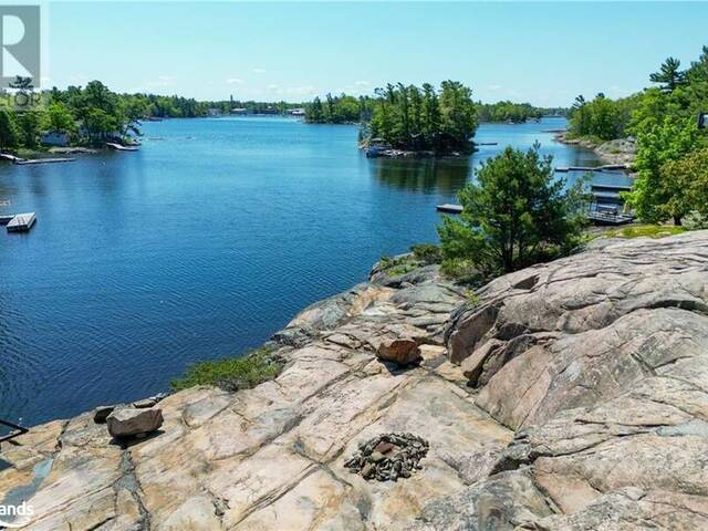 1878 ISLAND 1040 Honey Harbour Ontario, P0E 1E0