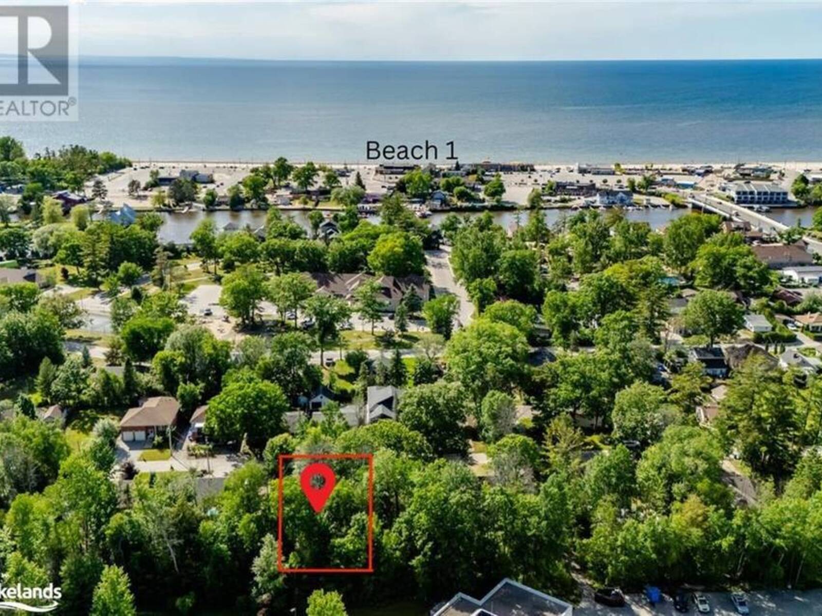 55 FOREST Avenue, Wasaga Beach, Ontario L9Z 2K4