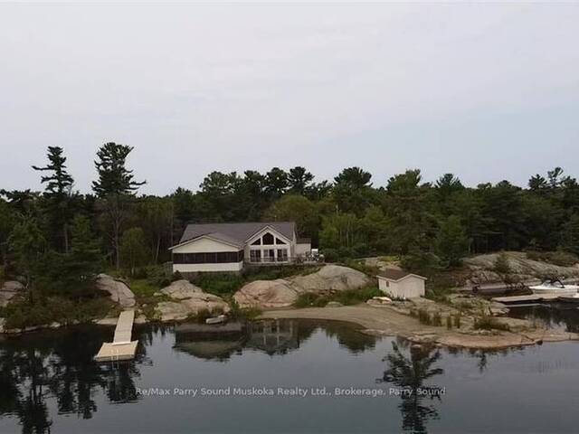 1 B844 The Archipelago Ontario, P0G 1K0 - 6 Bedrooms Waterfront Home For sale