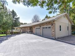 8 JERMEY Lane Oro-Medonte Ontario, L0L 1T0