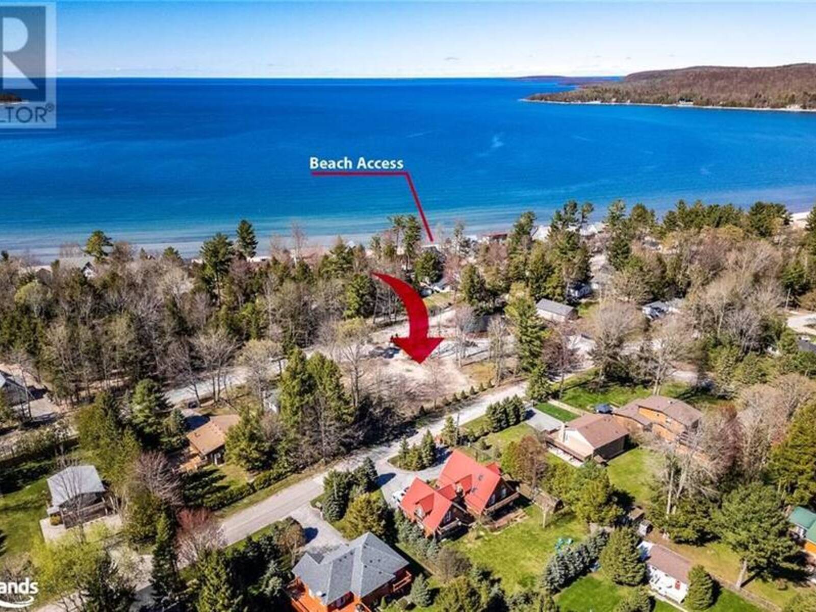 121 GREEN POINT Road, Tiny, Ontario L9M 0M7