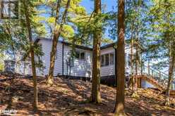 29 BEACHGROVE ISLAND 33LM | Gravenhurst Ontario | Slide Image Twelve