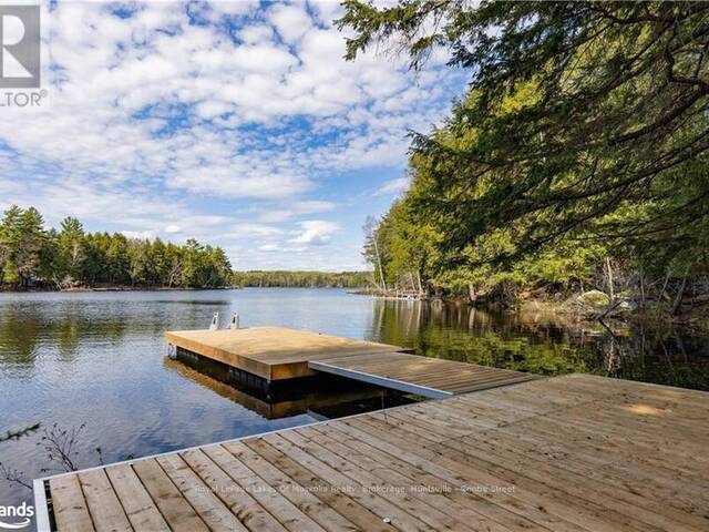 1001 HEMLOCK ROAD Huntsville Ontario, P1H 2J6 - 3 Bedrooms Waterfront Home For sale