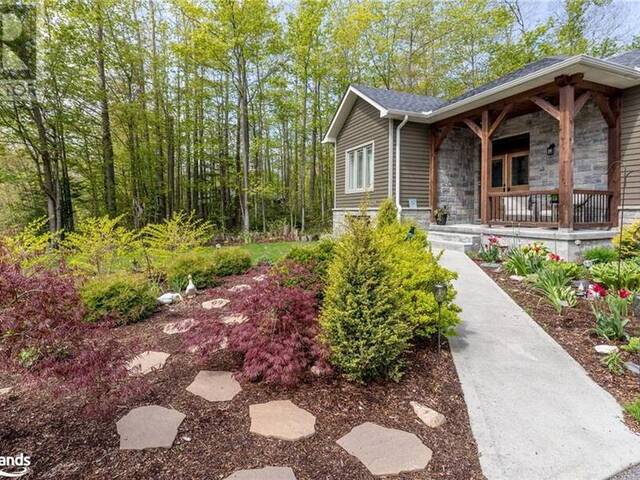 32 PINECONE Avenue Tiny Ontario, L9M 0J2