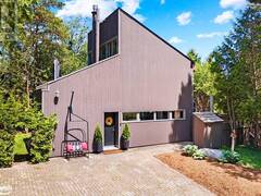 106 ANN HEGGTVEIT Drive The Blue Mountains Ontario, L9Y 0P7