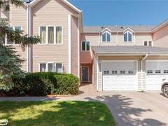 32 DAWSON Drive Unit# 818 Collingwood Ontario, L9Y 5B4