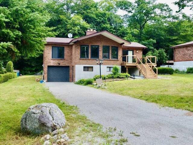 26 GLEN CEDAR Drive Tiny Ontario, L9M 0H8