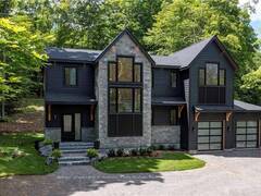 19 TODHOLM DRIVE Muskoka Ontario, P0B 1J0