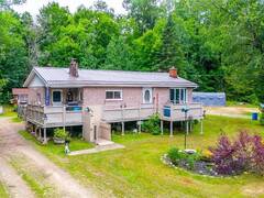 1021 PEPPERMINT Road Highland Grove Ontario, K0L 2A0