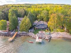 251 CEDAR Avenue Meaford Ontario, N4L 1W5