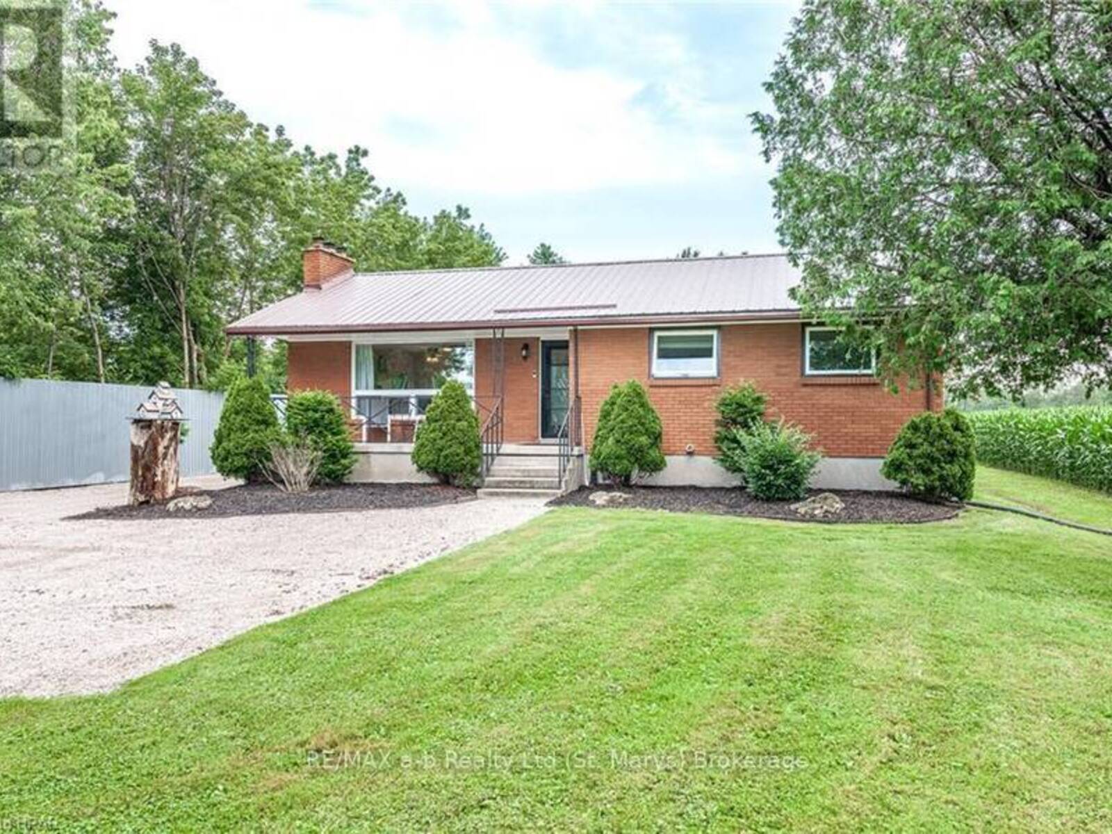 20328 FAIRVIEW ROAD, Thames Centre, Ontario N0M 2P0